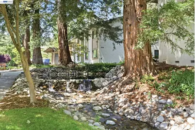 20720 4th St #3, Saratoga, CA 95070 - Photo 37