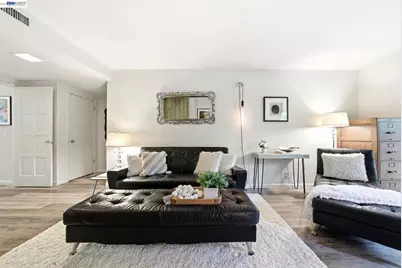 20720 4th St #3, Saratoga, CA 95070 - Photo 7