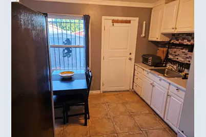 154 West Chanslor Ave, Richmond, CA 94801 - Photo 3