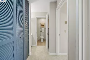 2101 Shore Line Dr, Alameda, CA 94501 - Photo 21