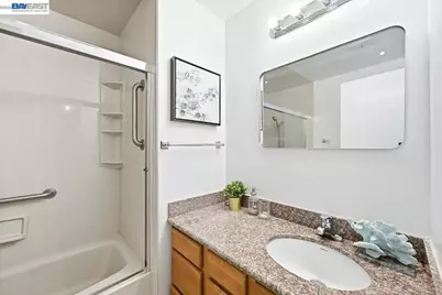 3033 Los Prados Street #230, San Mateo, CA 94403 - Photo 29