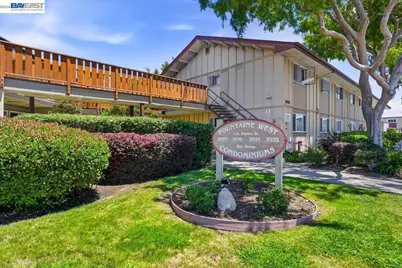 3033 Los Prados Street #230, San Mateo, CA 94403 - Photo 35