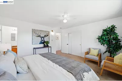 3033 Los Prados Street #230, San Mateo, CA 94403 - Photo 21