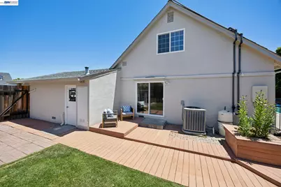 36481 Bettencourt St, Newark, CA 94560 - Photo 43