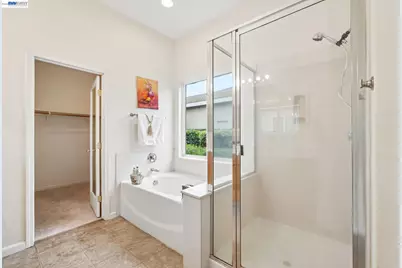 2547 Wesley Ln, Stockton, CA 95206 - Photo 19
