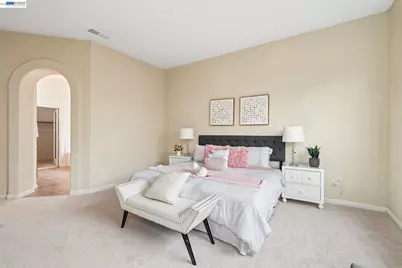 2547 Wesley Ln, Stockton, CA 95206 - Photo 17