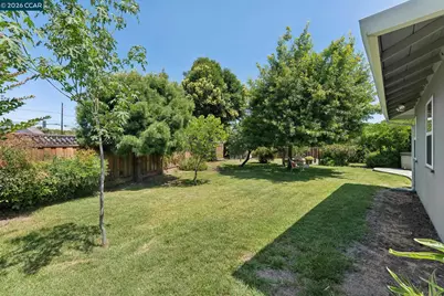 2060 Ahneita Dr., Pleasant Hill, CA 94523 - Photo 73