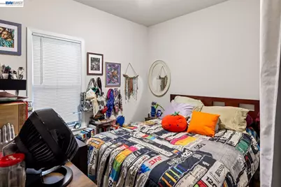 1527 8th St, Alameda, CA 94501 - Photo 29
