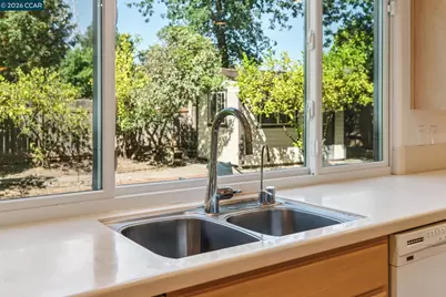 410 Dunblane Dr, Walnut Creek, CA 94598 - Photo 19