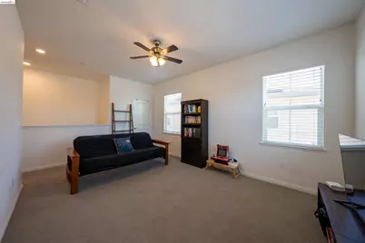 58 Redberry Loop, Brentwood, CA 94513 - Photo 15