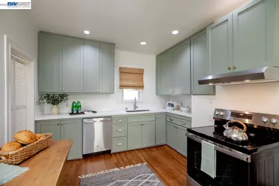 1410 Sherman St, Alameda, CA 94501 - Photo 23