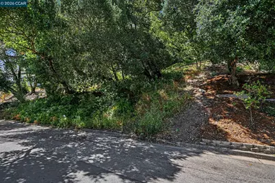 46 Oak Rd, Orinda, CA 94563 - Photo 1