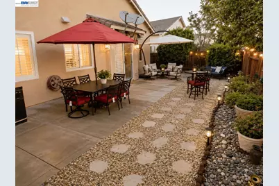 1356 Gentry Lane, Tracy, CA 95377 - Photo 19