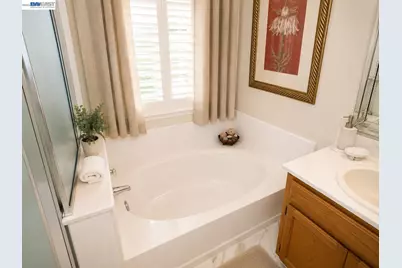 1356 Gentry Lane, Tracy, CA 95377 - Photo 11