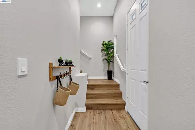 612 Artistic Pl, Hayward, CA 94541 - Photo 27