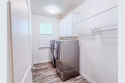 18628 Delta Ct, Lathrop, CA 95330 - Photo 21