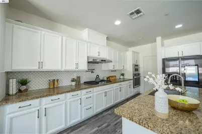 18628 Delta Ct, Lathrop, CA 95330 - Photo 39