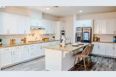18628 Delta Ct, Lathrop, CA 95330 - Photo 11