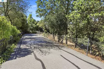 6951 Mariposa Ln, Dublin, CA 94568 - Photo 39
