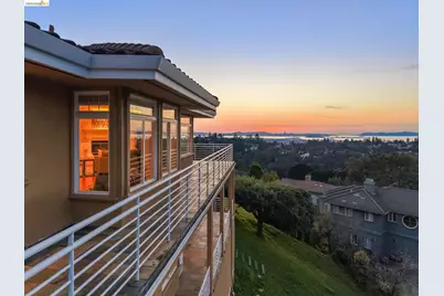 6070 Mazuela Dr, Oakland, CA 94611 - Photo 45