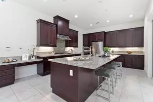 2812 Mount Dana Dr, Dublin, CA 94568 - Photo 19