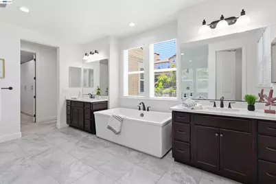 2812 Mount Dana Dr, Dublin, CA 94568 - Photo 43