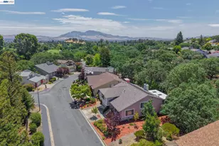 135 St Germain Ln, Pleasant Hill, CA 94523 - Photo 53