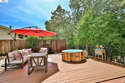 135 Saint Germain Lane, Pleasant Hill, CA 94523 - Photo 47