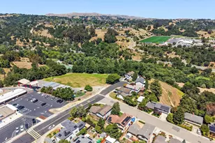 19009 Helton St, Castro Valley, CA 94546 - Photo 53