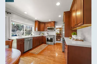19009 Helton St, Castro Valley, CA 94546 - Photo 11