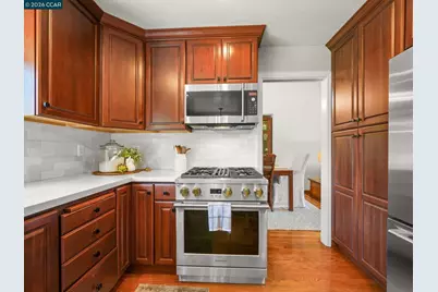 19009 Helton St, Castro Valley, CA 94546 - Photo 15