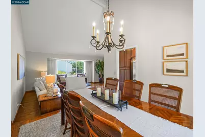 19009 Helton St, Castro Valley, CA 94546 - Photo 9