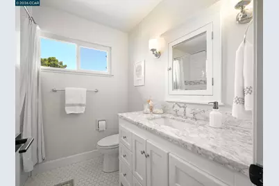 19009 Helton St, Castro Valley, CA 94546 - Photo 33