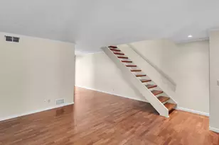 1229 Picasso Dr, Sunnyvale, CA 94087 - Photo 9