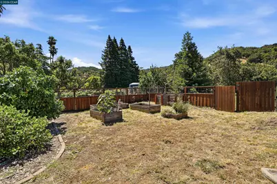1911 Franklin Canyon Rd, Martinez, CA 94553 - Photo 33