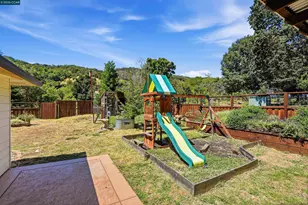 1911 Franklin Canyon Rd, Martinez, CA 94553 - Photo 31