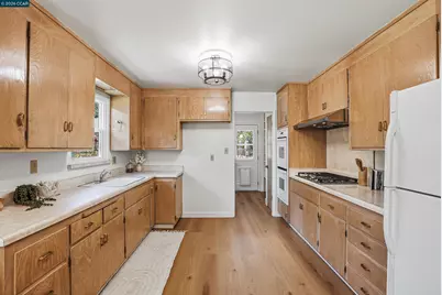 1911 Franklin Canyon Rd, Martinez, CA 94553 - Photo 13