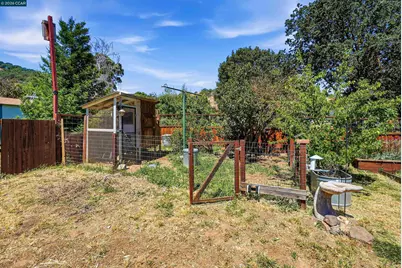 1911 Franklin Canyon Rd, Martinez, CA 94553 - Photo 35