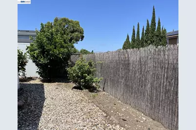 1345 Chelsea Way, Hayward, CA 94544 - Photo 23
