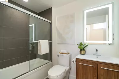 1470 Cornell Ave, Berkeley, CA 94702 - Photo 33