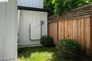 1470 Cornell Ave, Berkeley, CA 94702 - Photo 51