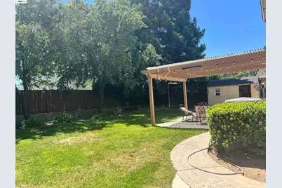 1058 Junction Dr, Manteca, CA 95337 - Photo 27