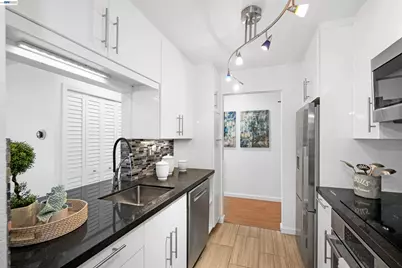 39931 Cedar Blvd #104, Newark, CA 94560 - Photo 11