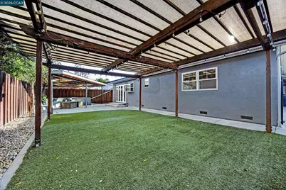 335 Lakeside Ct, Martinez, CA 94553 - Photo 37