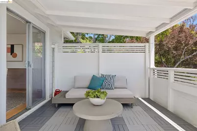 2541 Hilgard Ave, Berkeley, CA 94709 - Photo 19