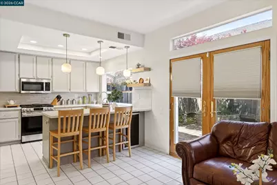 48 Southwind Cir, Richmond, CA 94804 - Photo 11