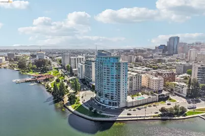 1 Lakeside Dr #1608, Oakland, CA 94612 - Photo 47