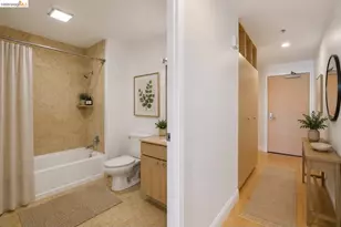 1 Lakeside Dr, Oakland, CA 94612 - Photo 9