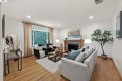 35212 Cano Ct, Fremont, CA 94536 - Photo 3