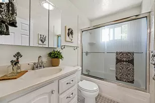 35212 Cano Ct, Fremont, CA 94536 - Photo 11